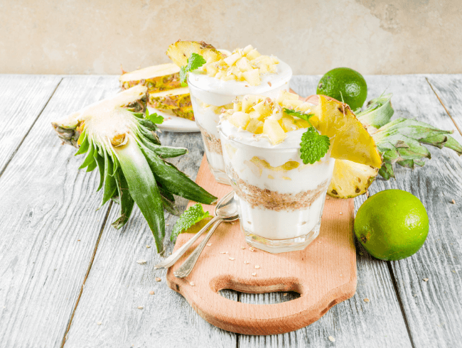 Tosh cookie parfait with pineapple